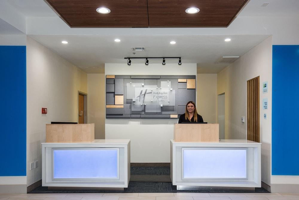 Holiday Inn Express Hotel & Suites Hesperia, An Ihg Hotel Екстериор снимка