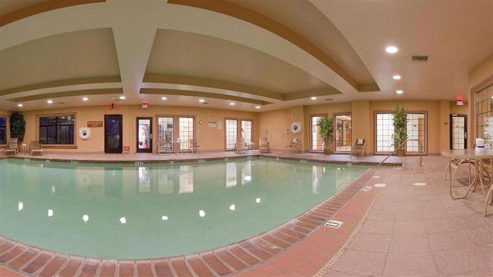 Holiday Inn Express Hotel & Suites Hesperia, An Ihg Hotel Екстериор снимка