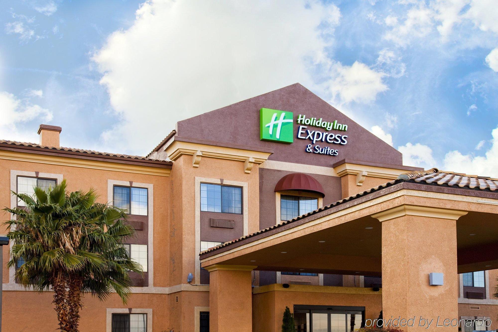 Holiday Inn Express Hotel & Suites Hesperia, An Ihg Hotel Екстериор снимка