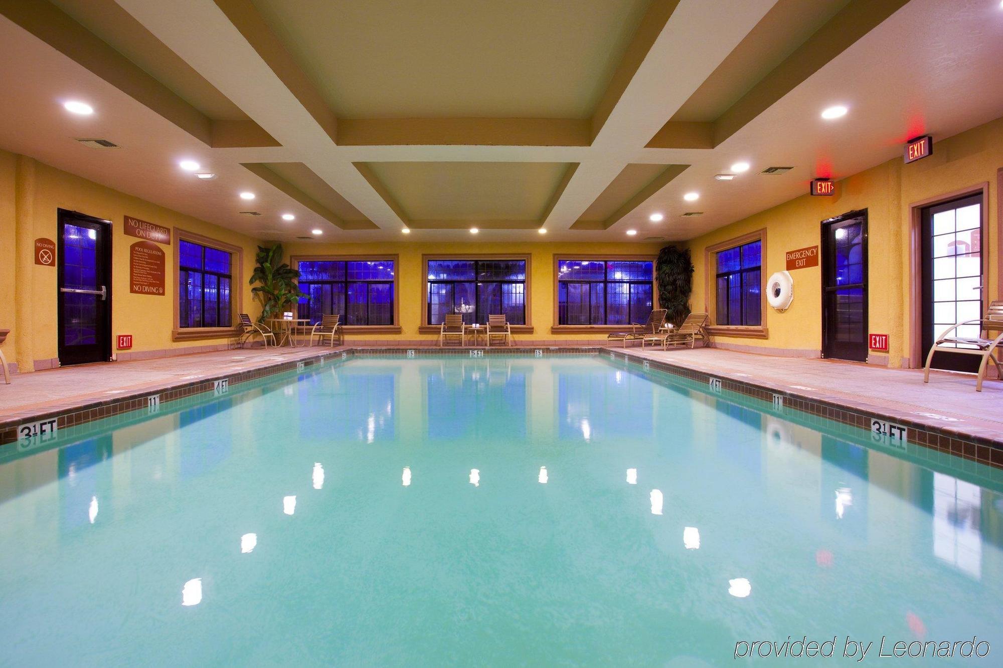 Holiday Inn Express Hotel & Suites Hesperia, An Ihg Hotel Екстериор снимка